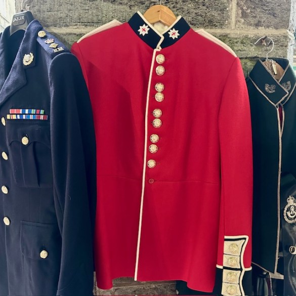 Guards Tunic 3